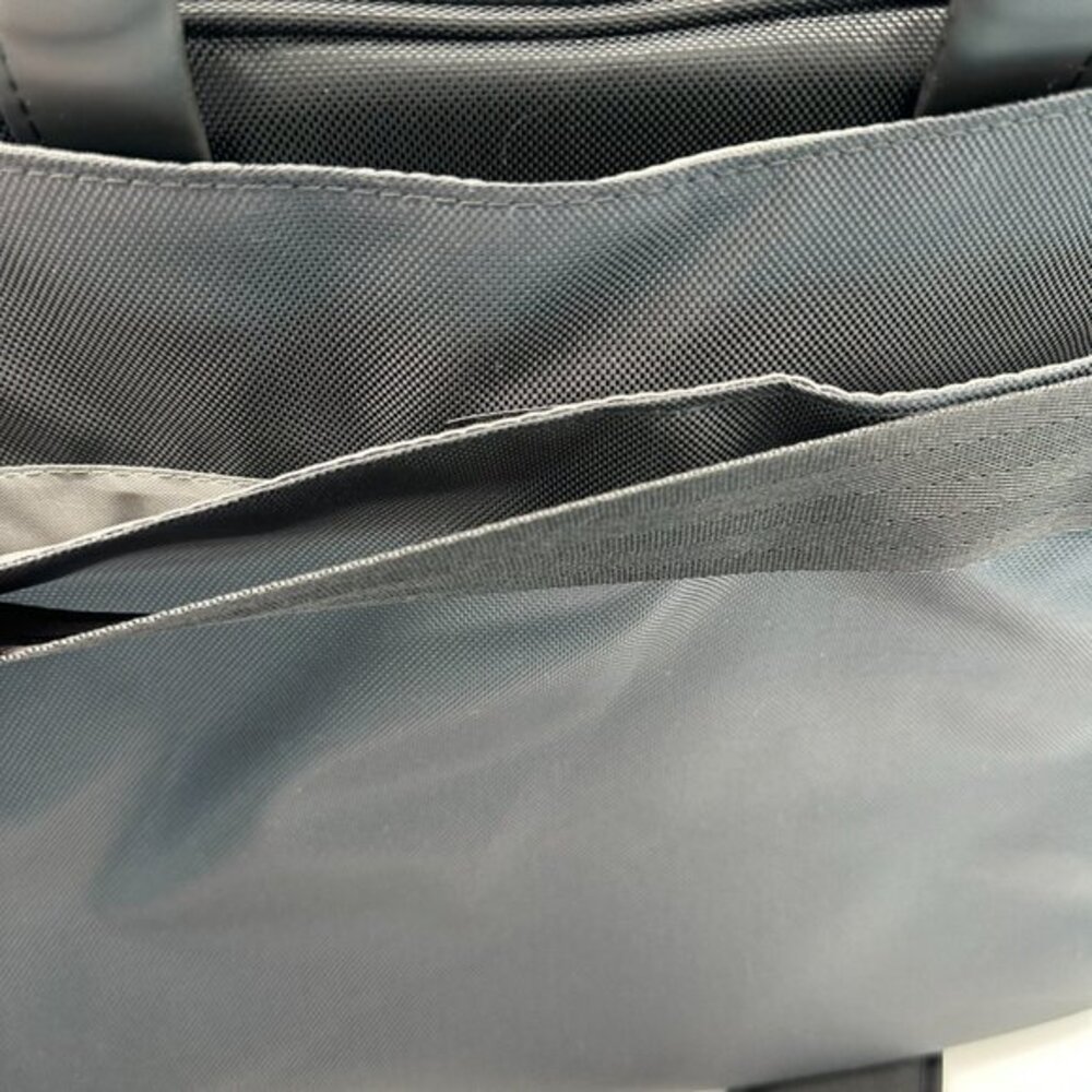 Genuine Dell Black Nylon Notebook Bag with Shoulder Strap-Fits 16" Screen, NWOT - Picture 13 of 13